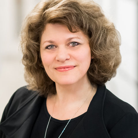 Lesley Palmer, Managing Director